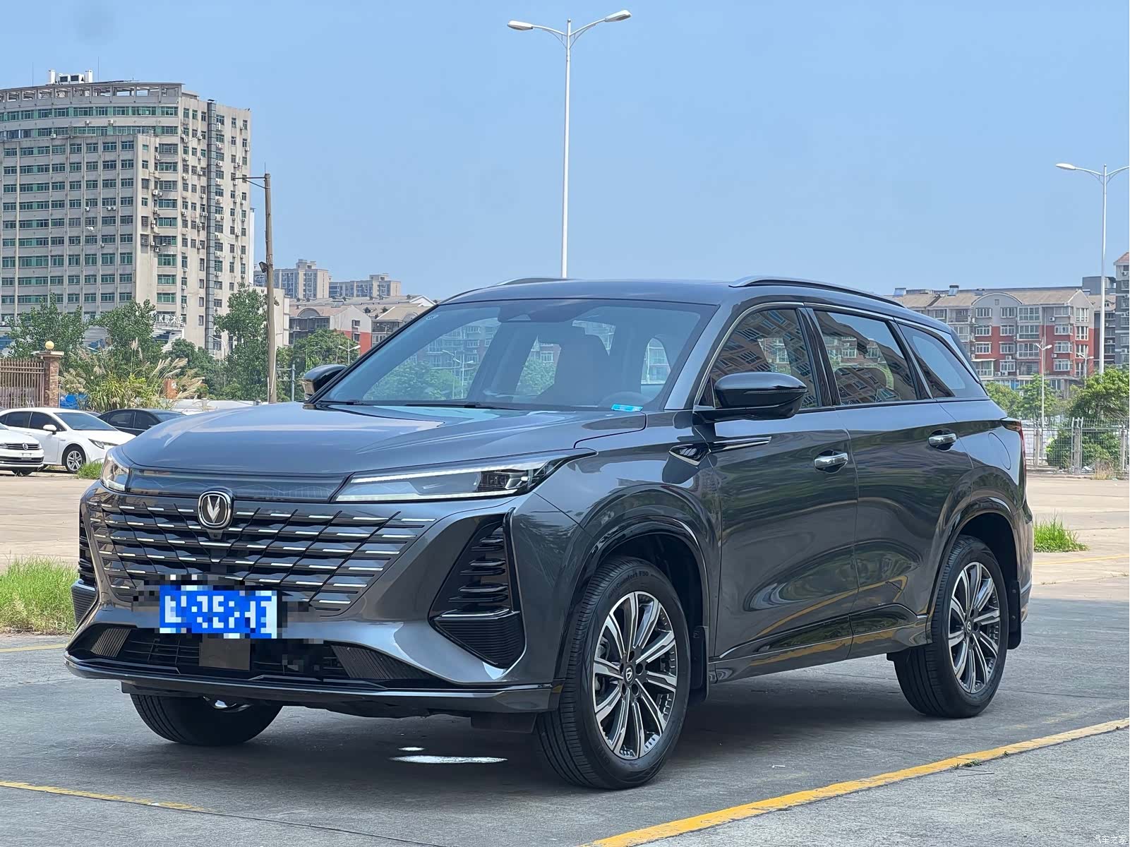 Changan CS75, 2026 1