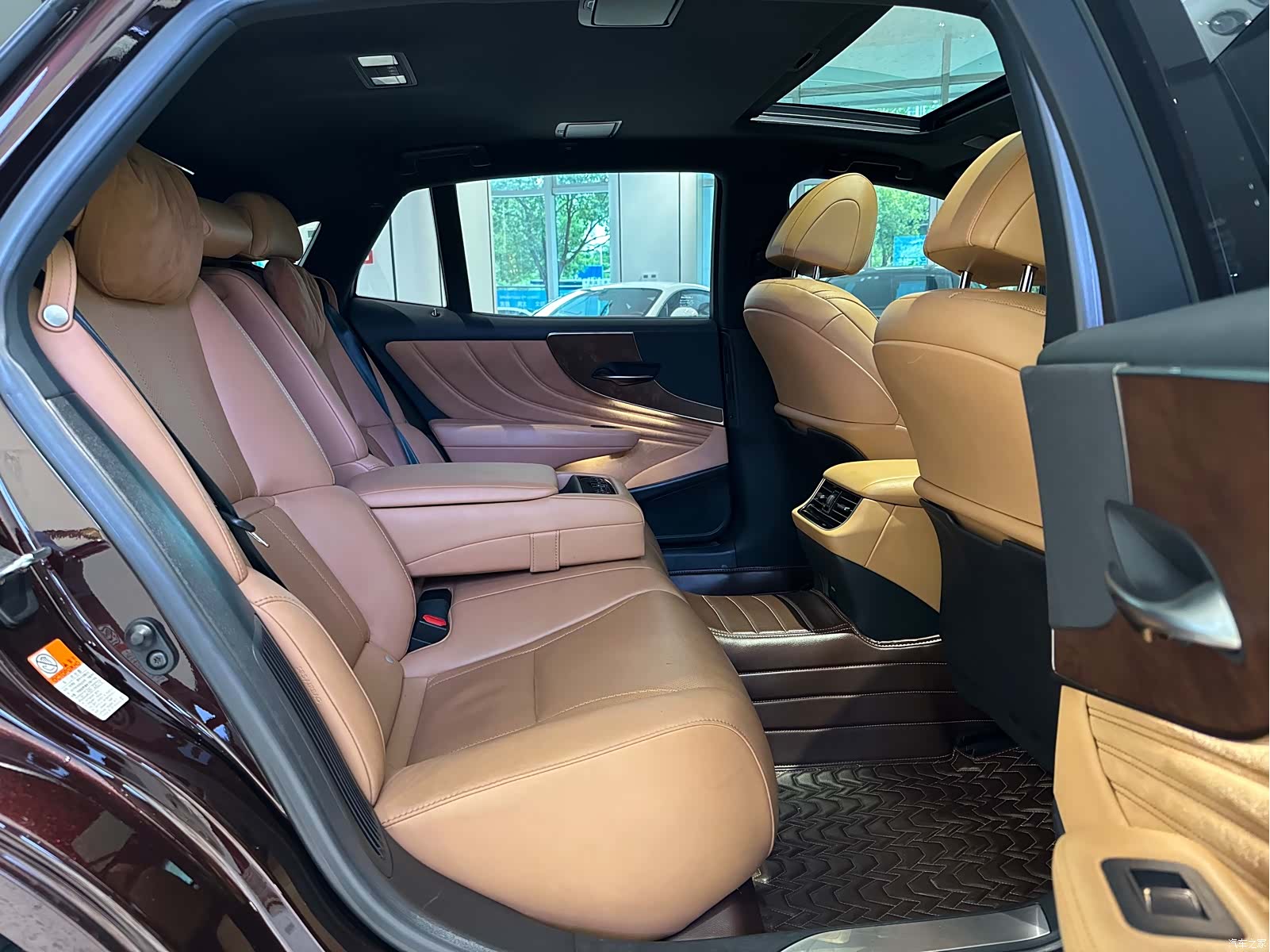 Lexus LS, 2021 13
