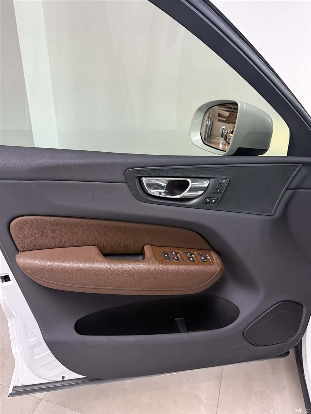 Volvo XC60, 2020 12