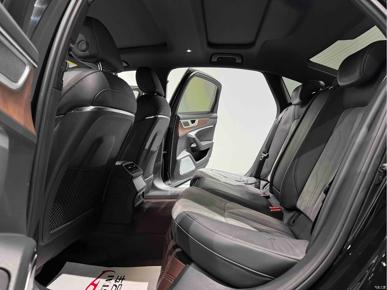 Audi A6L, 2022 14