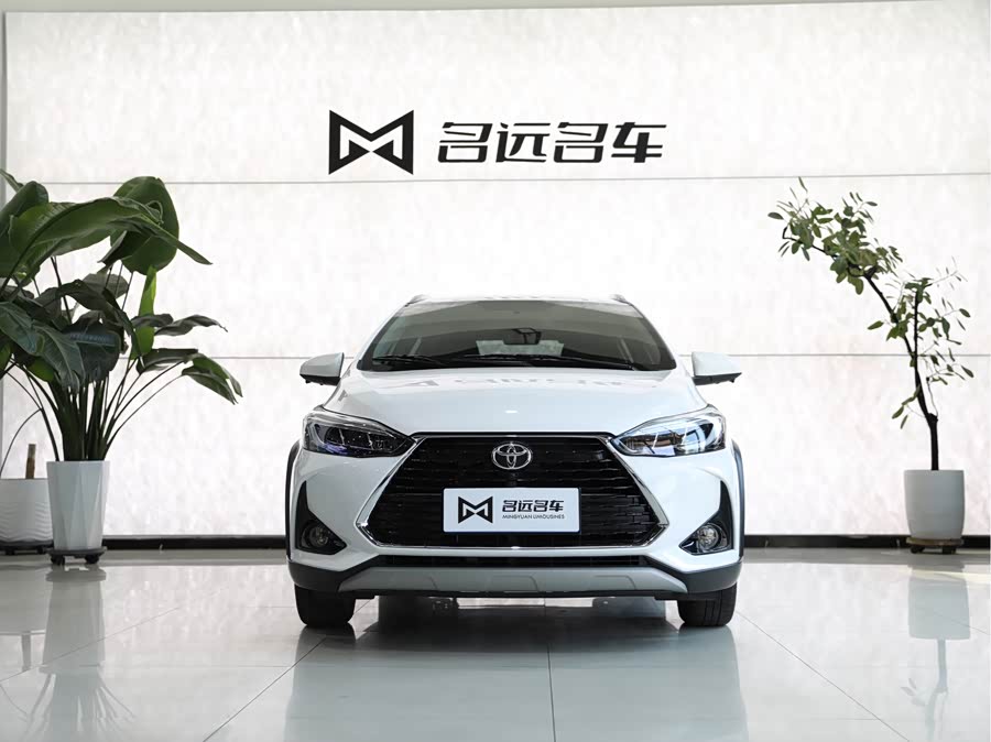 Toyota YARiS L 2023, фото 2