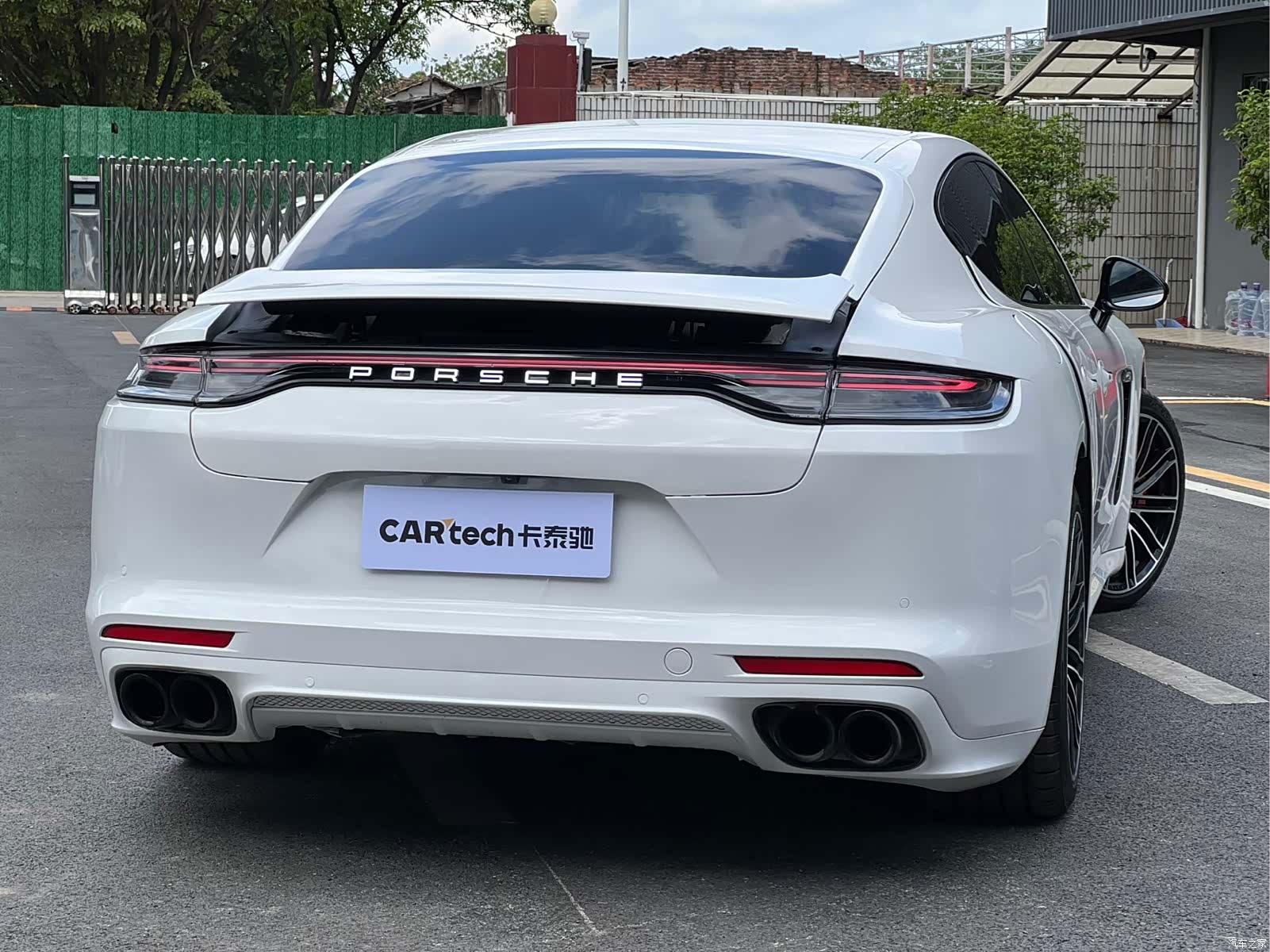 Porsche Panamera, 2011 6