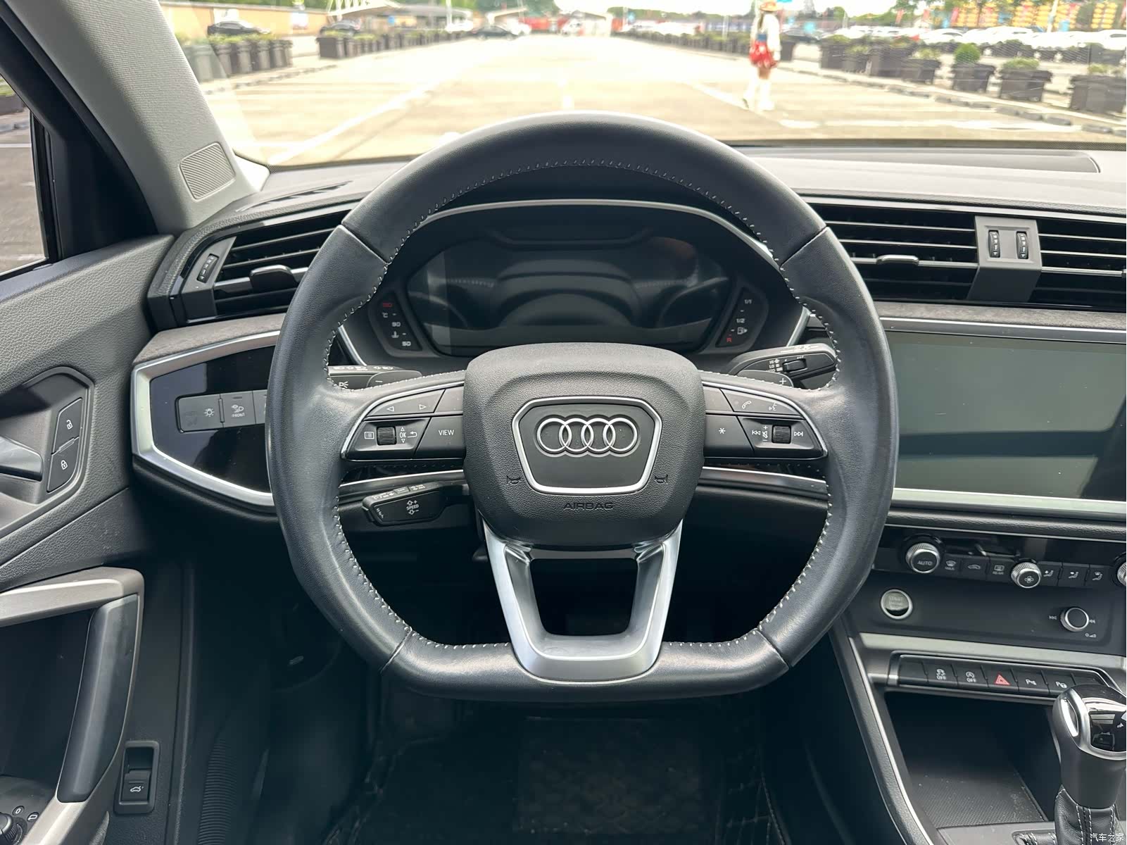 Audi Q3, 2022 13