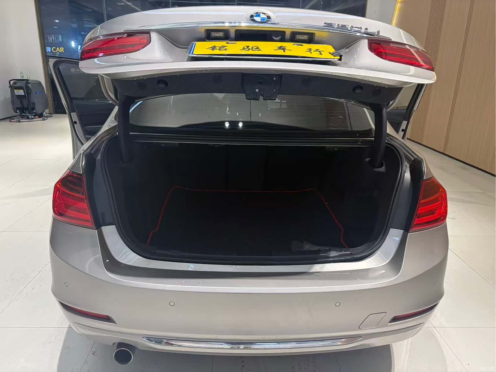 BMW 3 Series, 2015 17