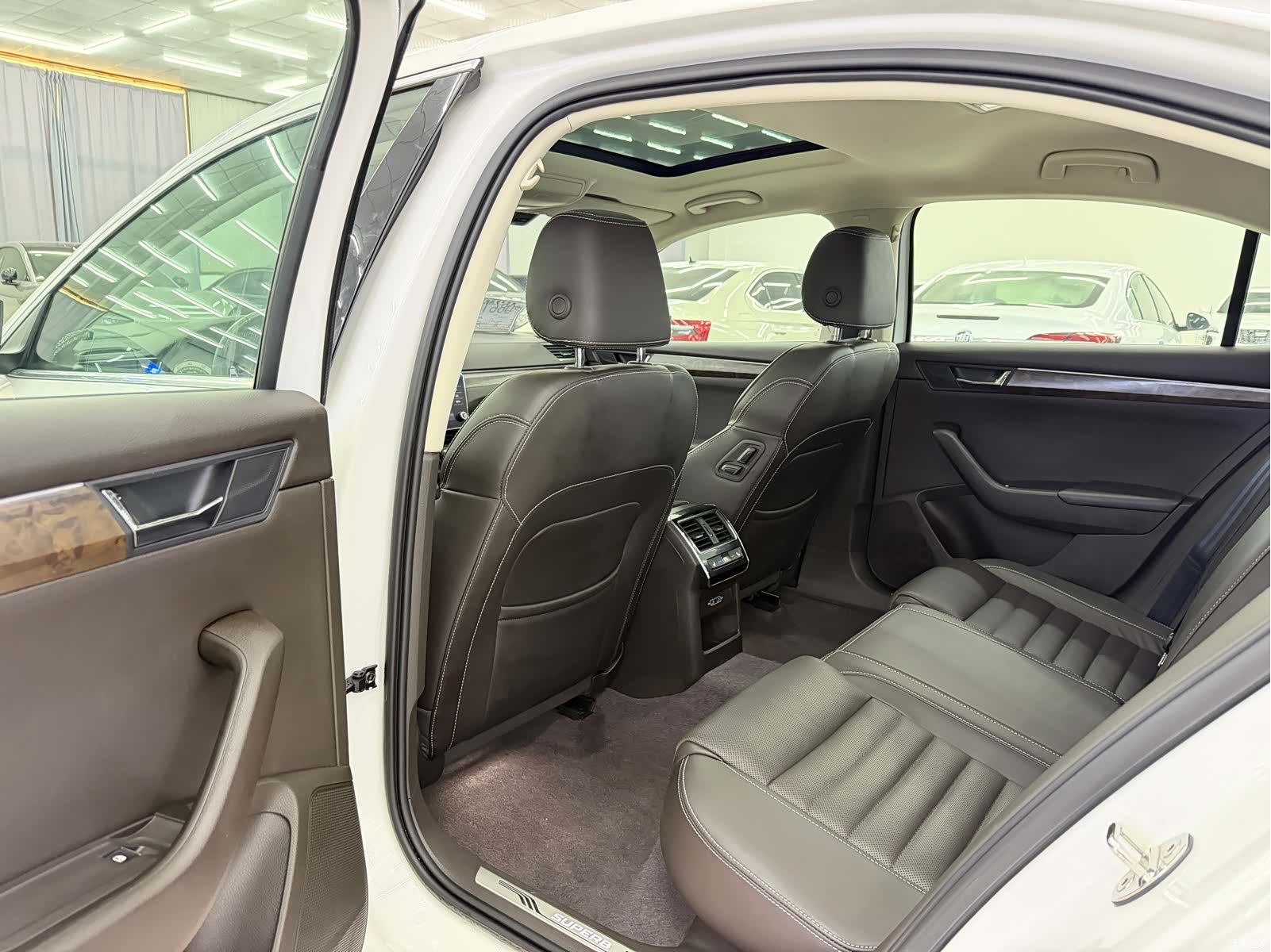Skoda Superb, 2019 все фото