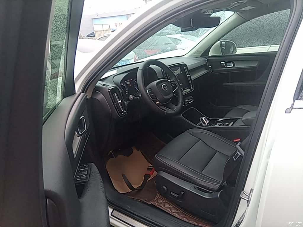 Volvo XC40, 2020 16