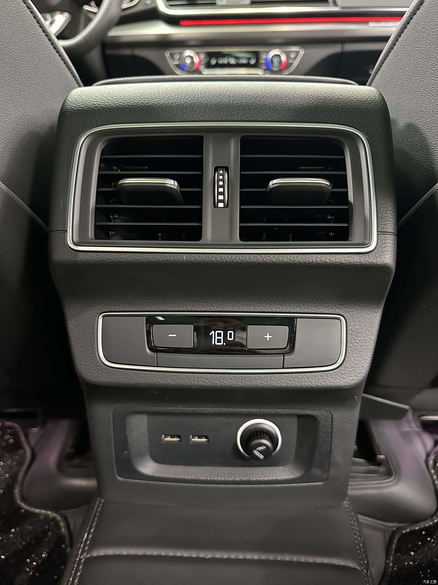 Audi Q5L, 2022 22
