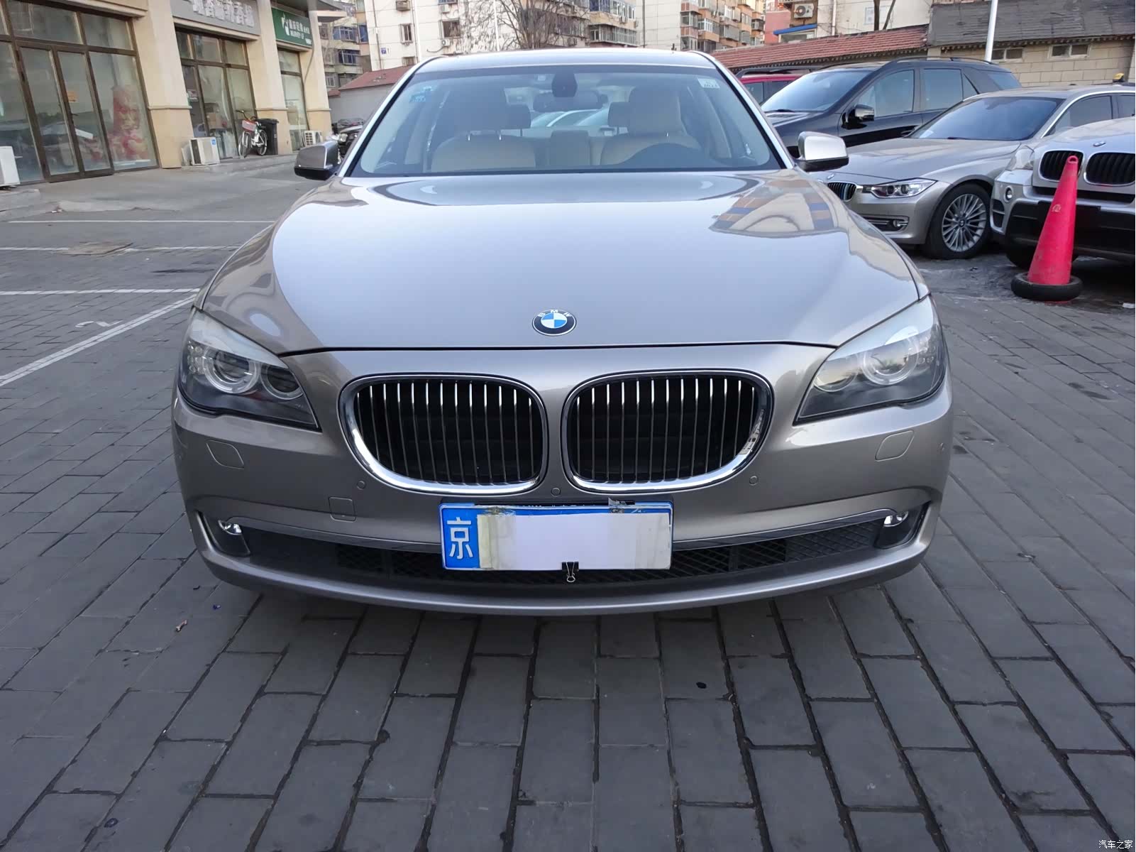 BMW 7 Series, 2011 2