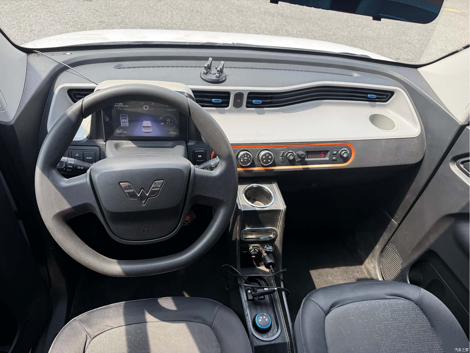 Wuling MINIEV, 2022 8