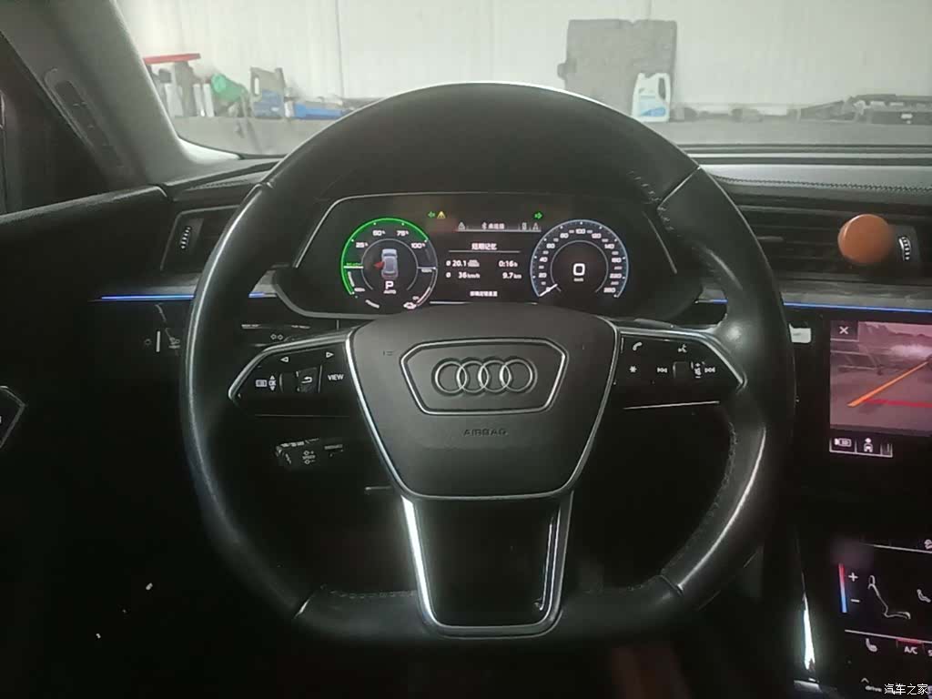 Audi e-tron, 2020 7