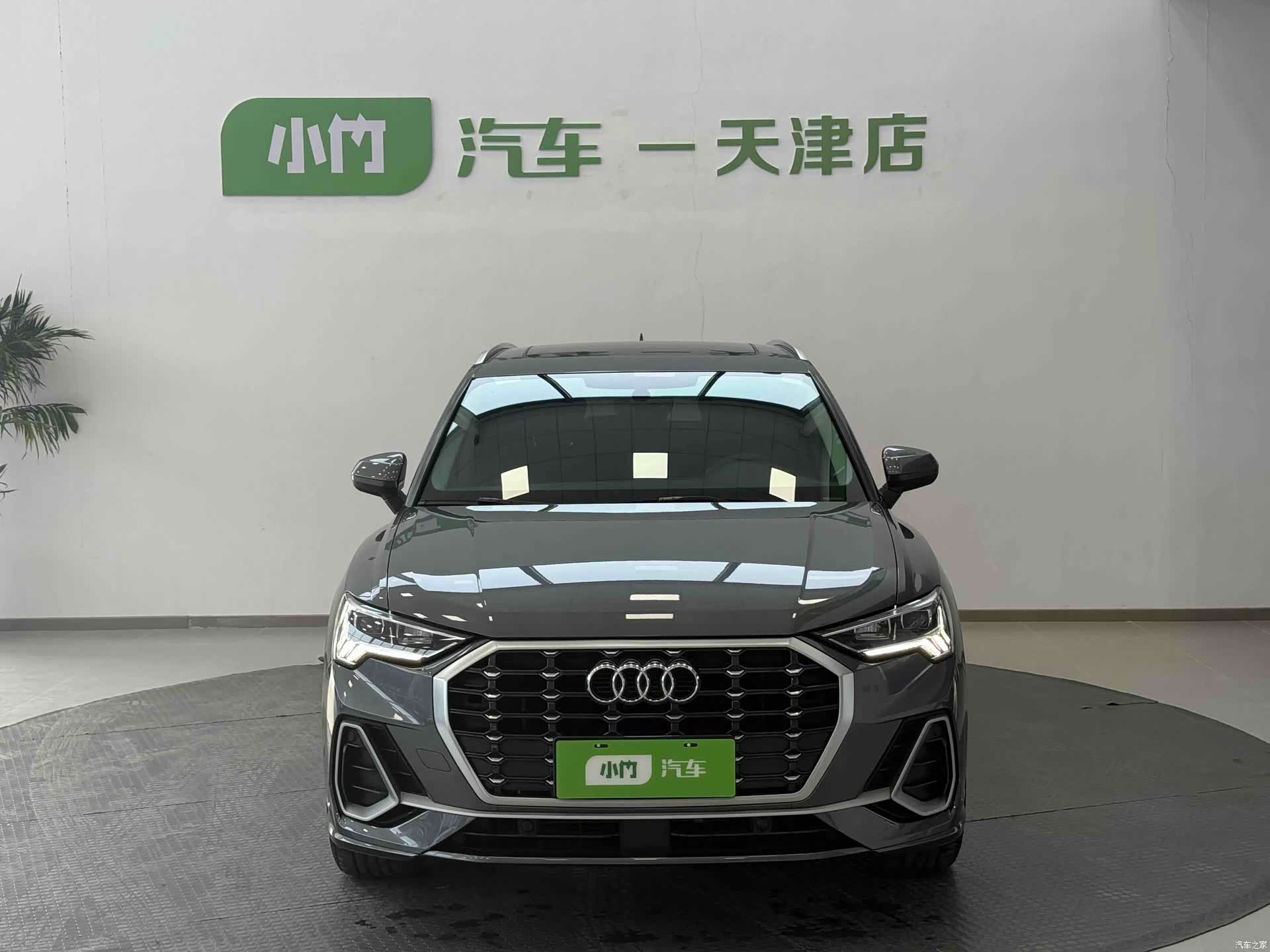 Audi Q3, 2022 2