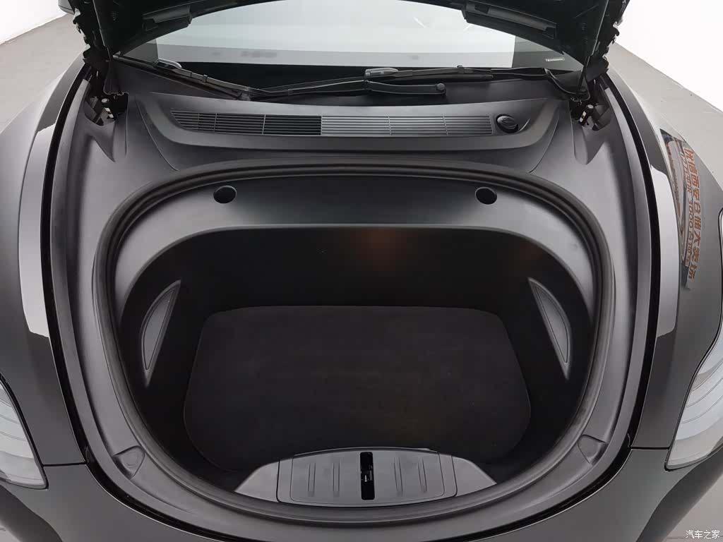 Tesla Model 3, 2022 6