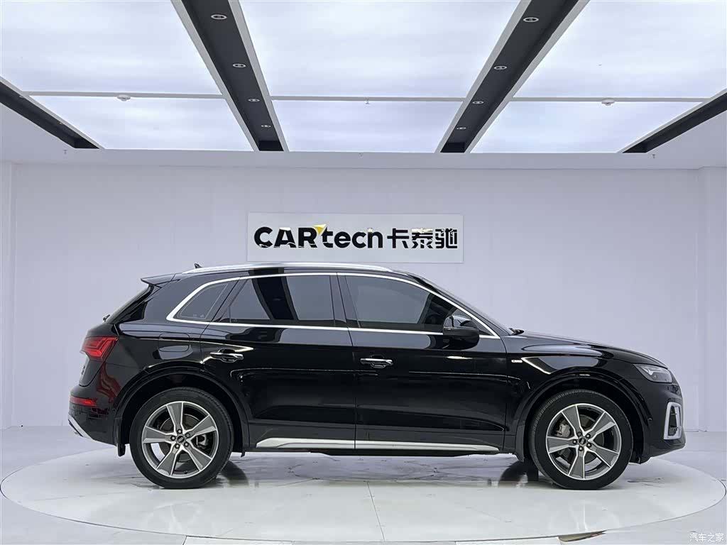 Audi Q5L, 2021 4