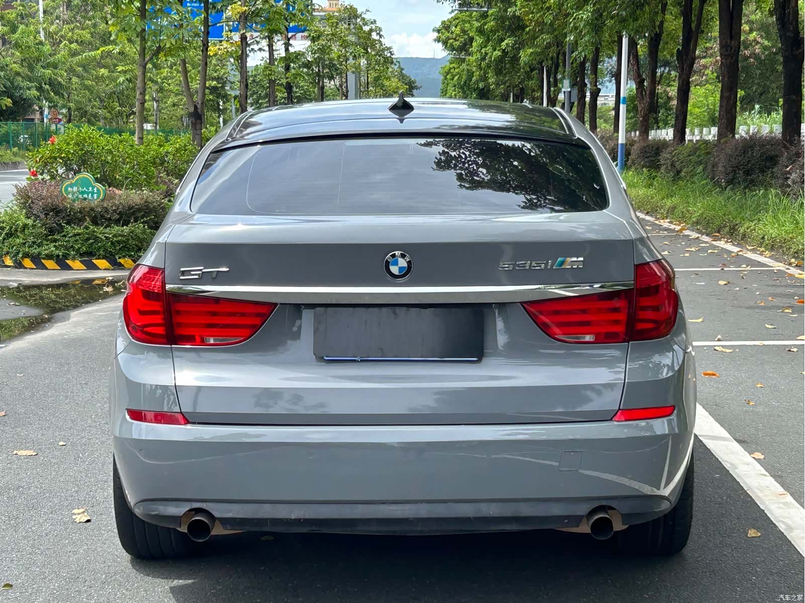 BMW 5 Series, 2010 10