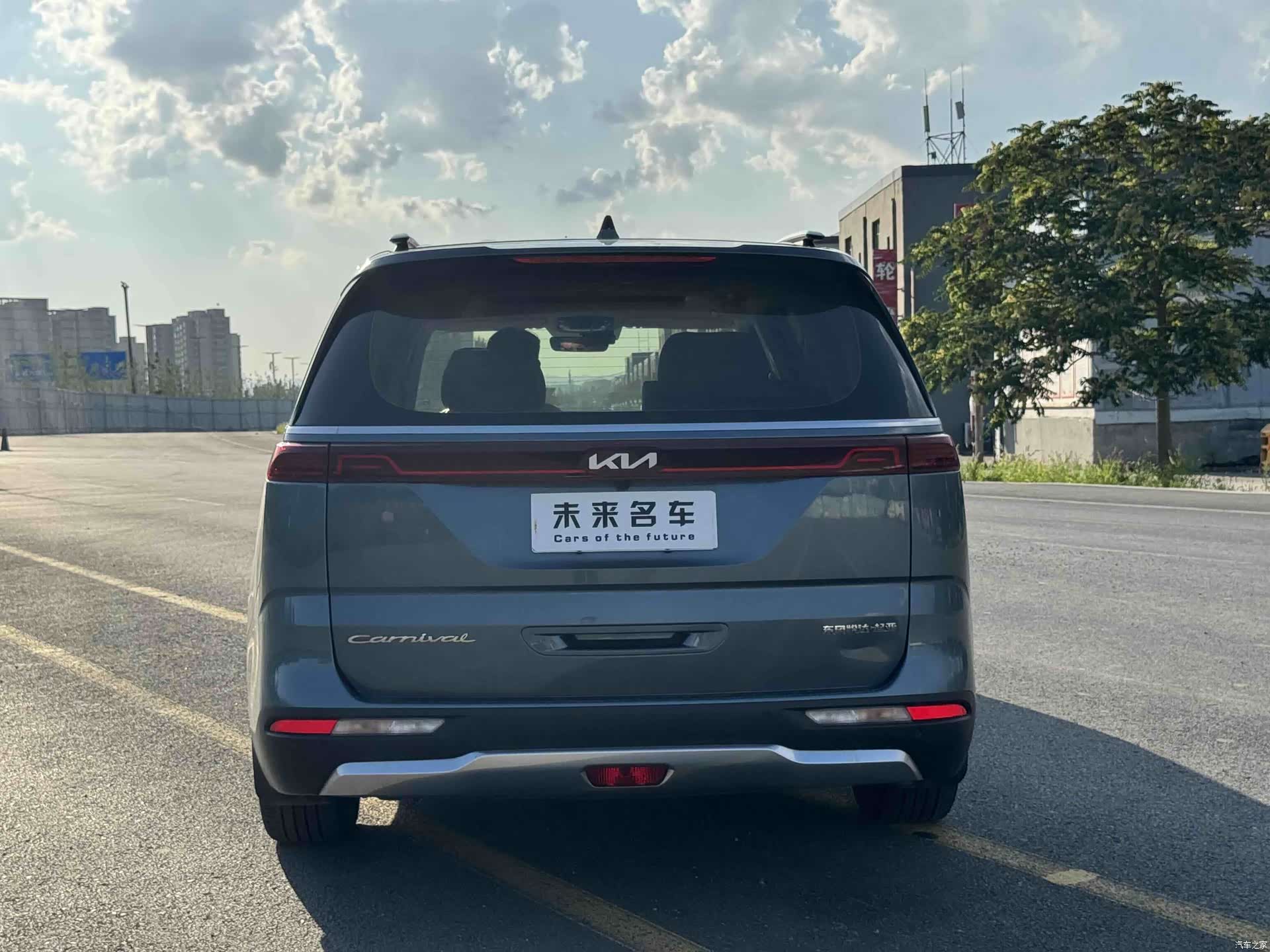 Kia Carnival, 2021 11