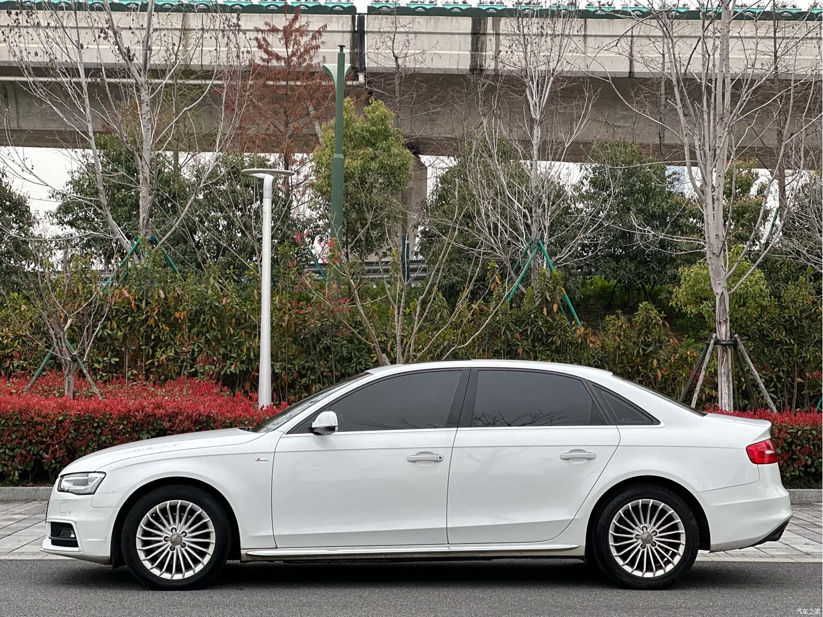 Audi A4L, 2016 7