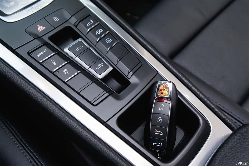 Porsche Boxster, 2023 23