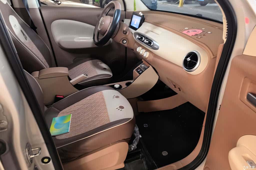 Wuling MINIEV, 2025 8