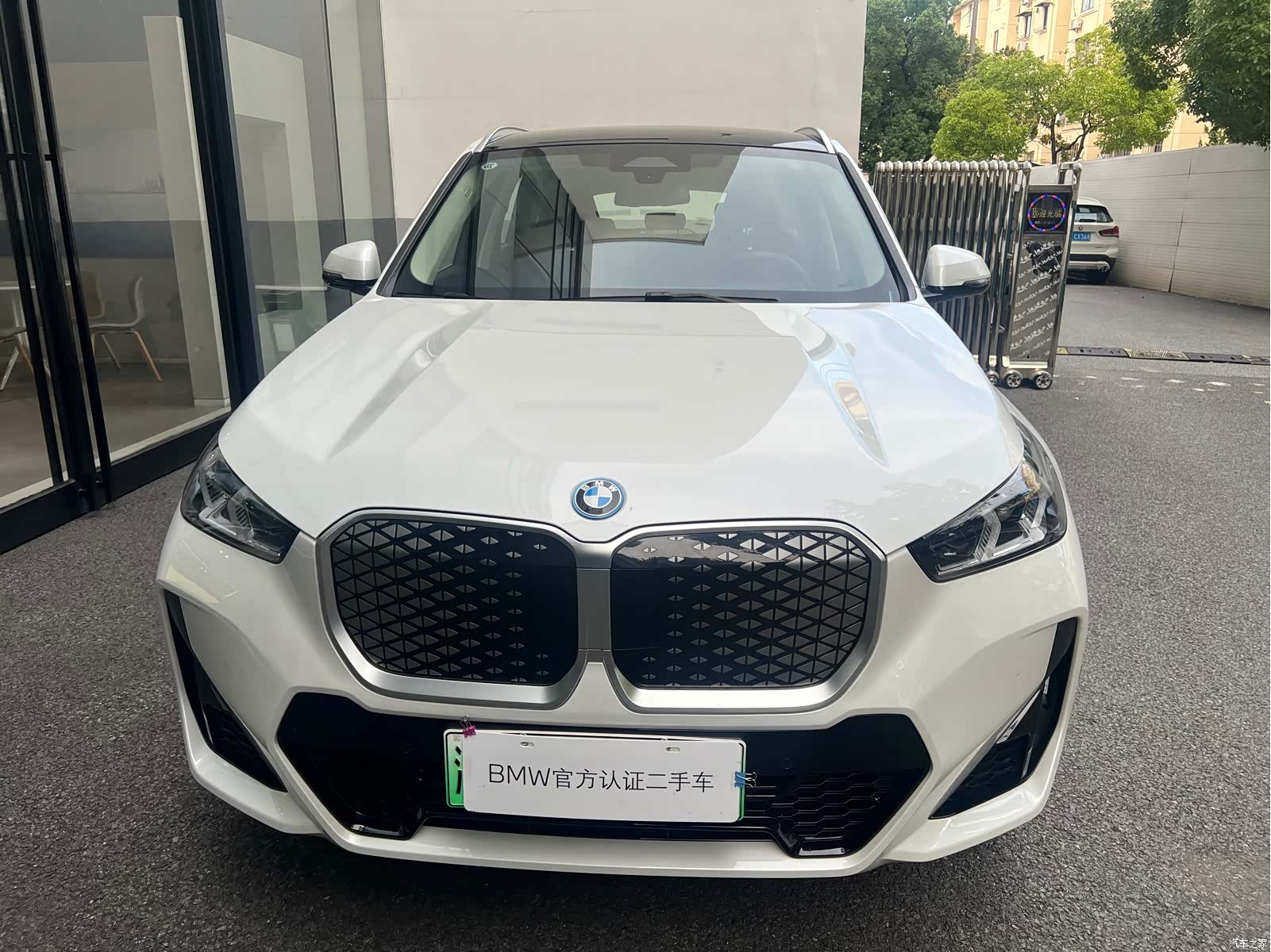 BMW iX1, 2025 2