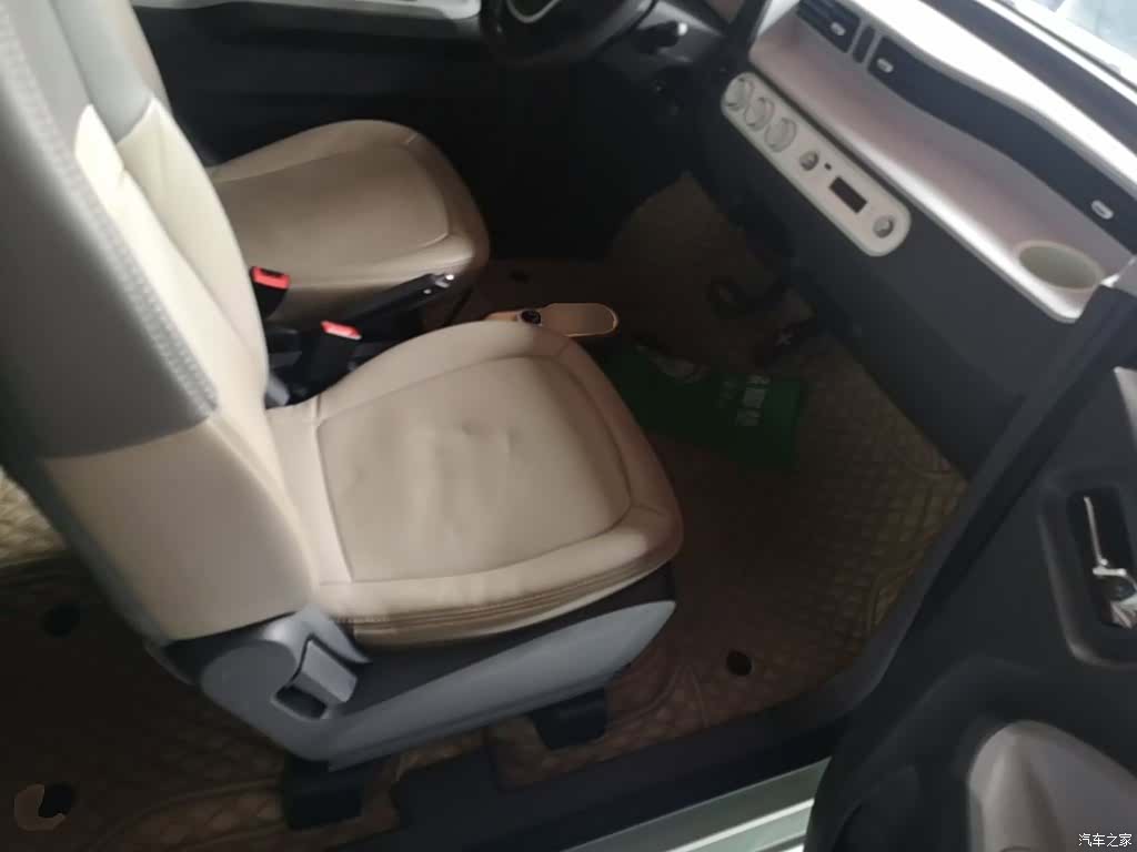 Wuling MINIEV, 2021 25