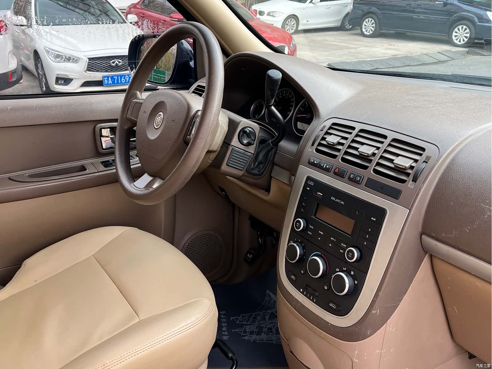 Buick GL8, 2014 13