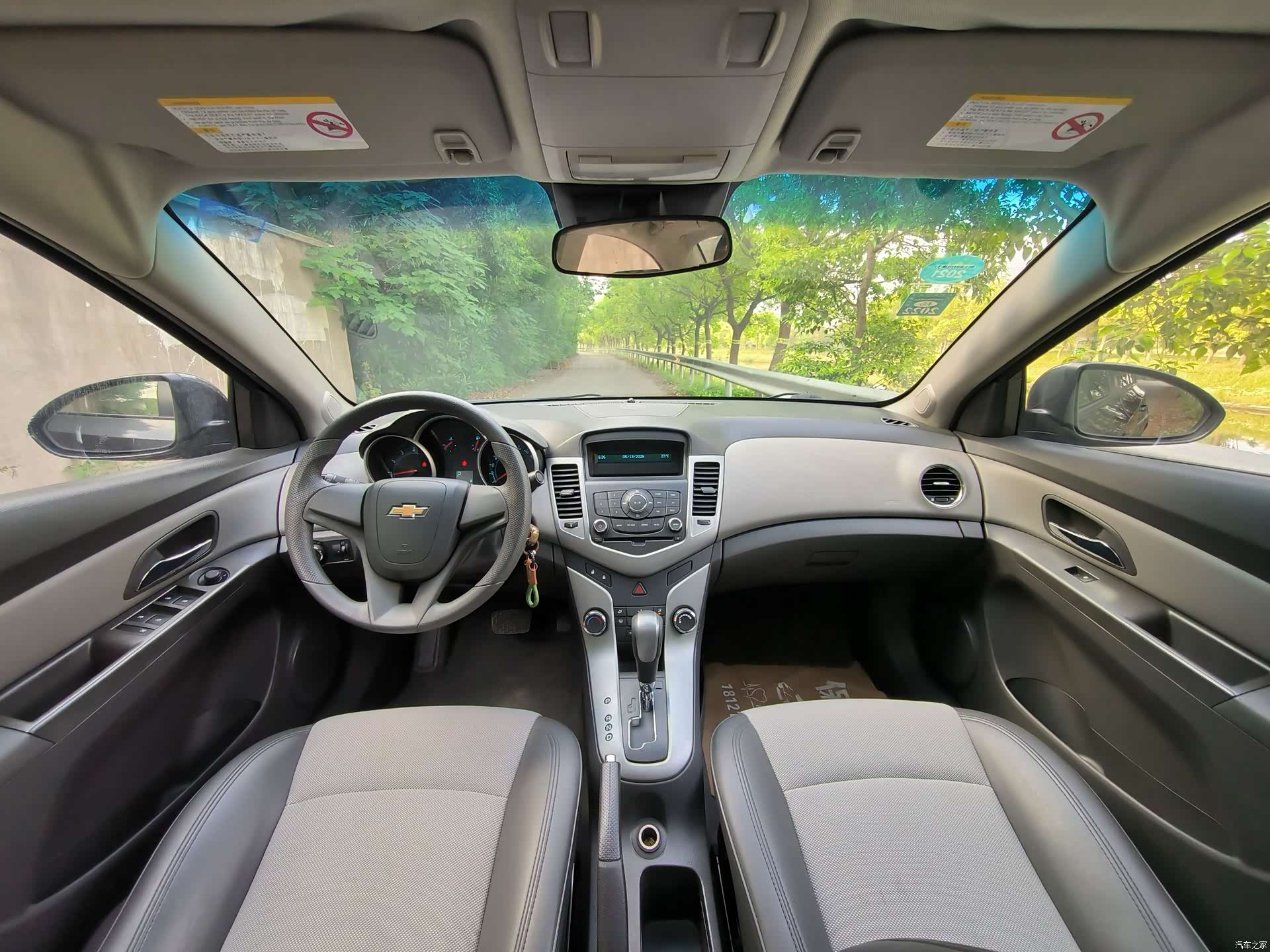 Chevrolet SE, 2011 все фото