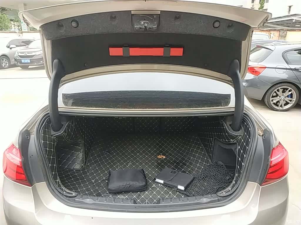 BMW 3 Series, 2017 19