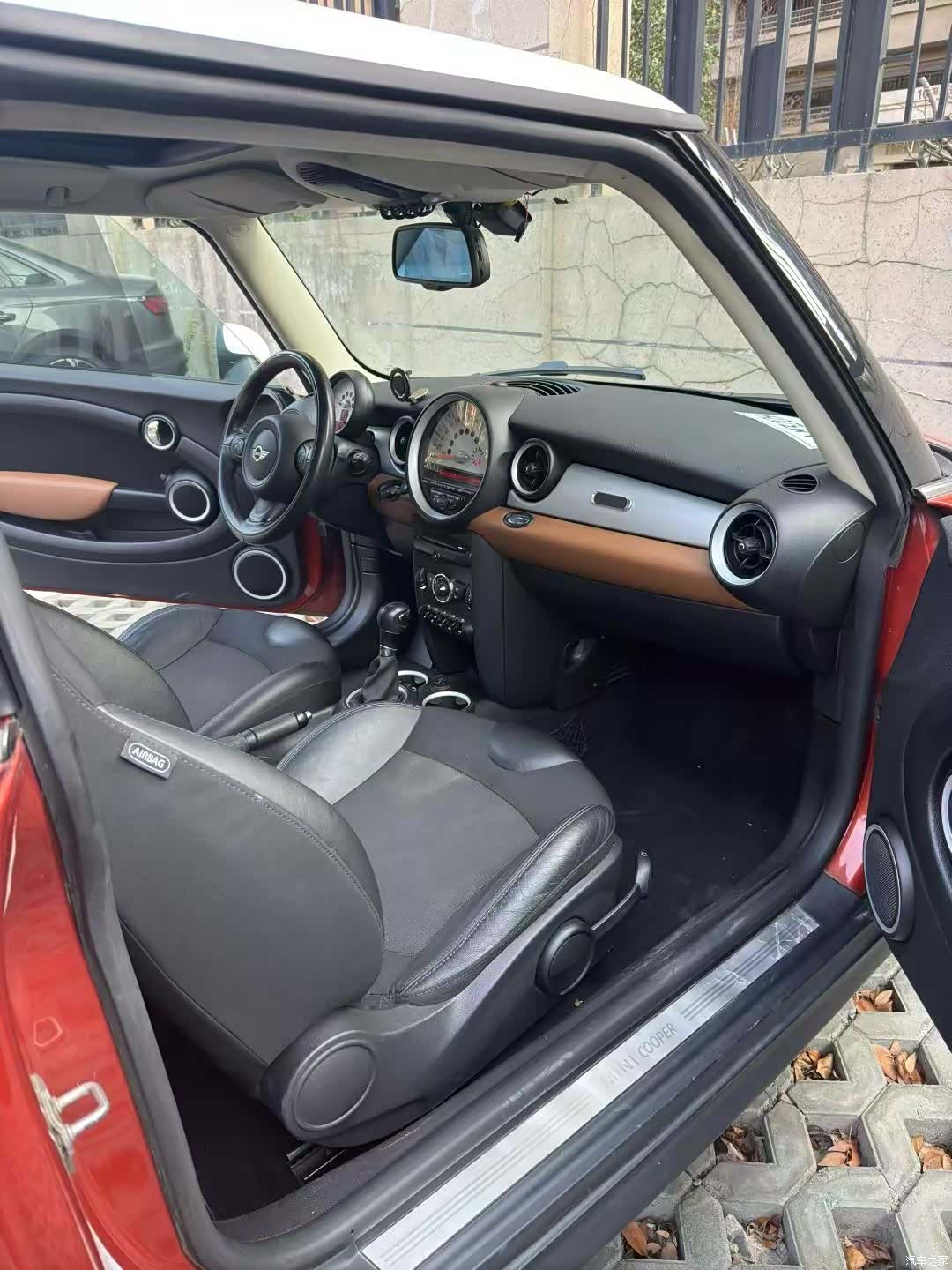 Mini Cooper, 2011 6
