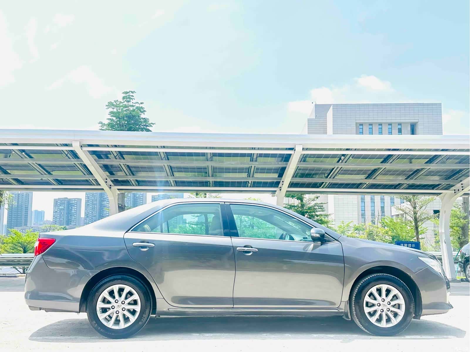 Toyota Camry, 2012 4