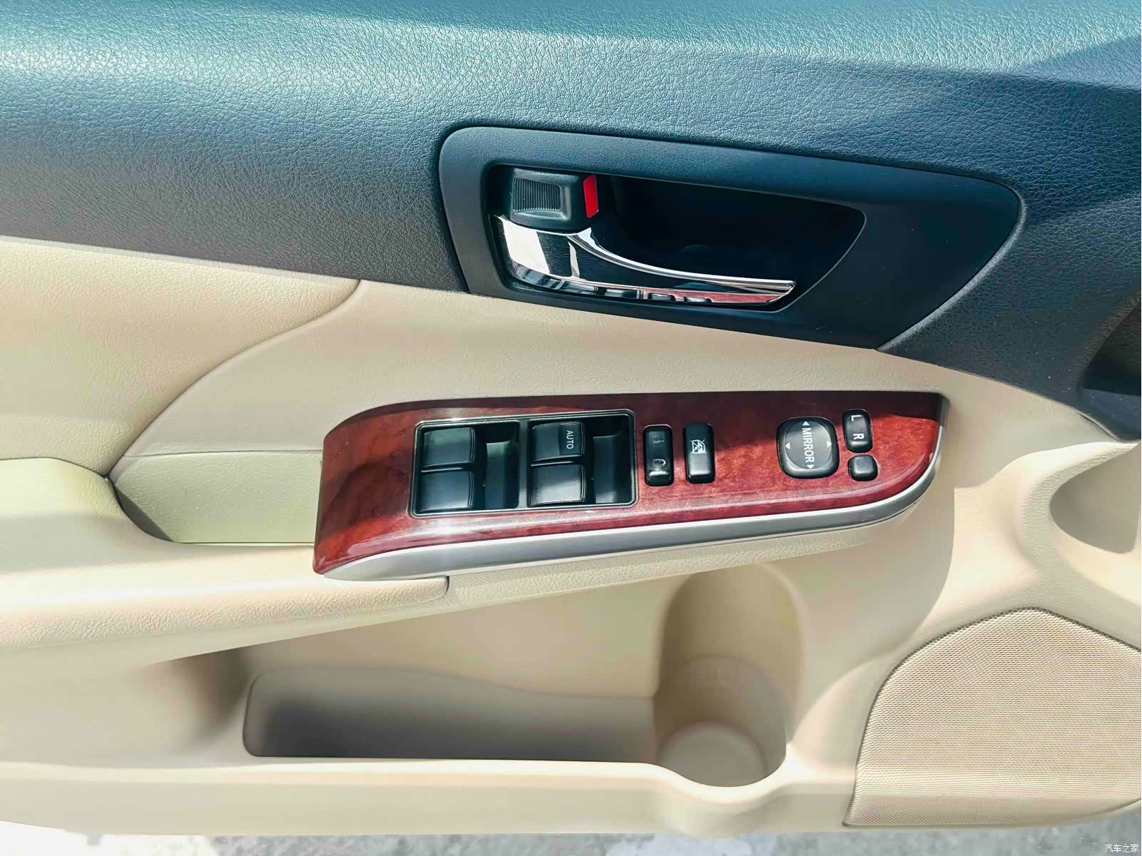 Toyota Camry, 2012 9