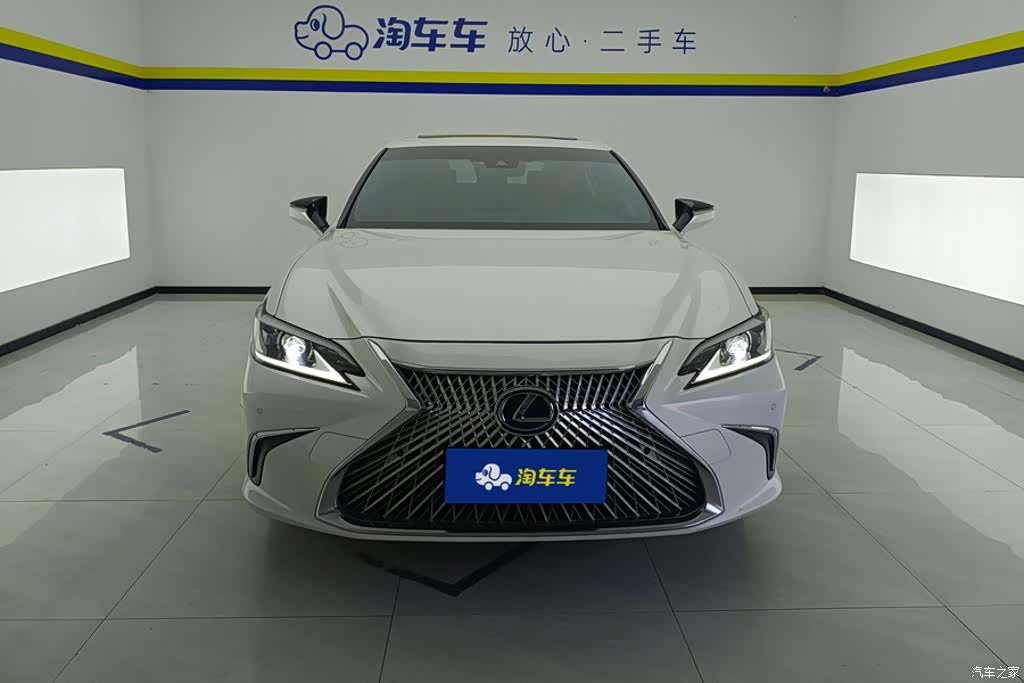 Lexus ES, 2020 2