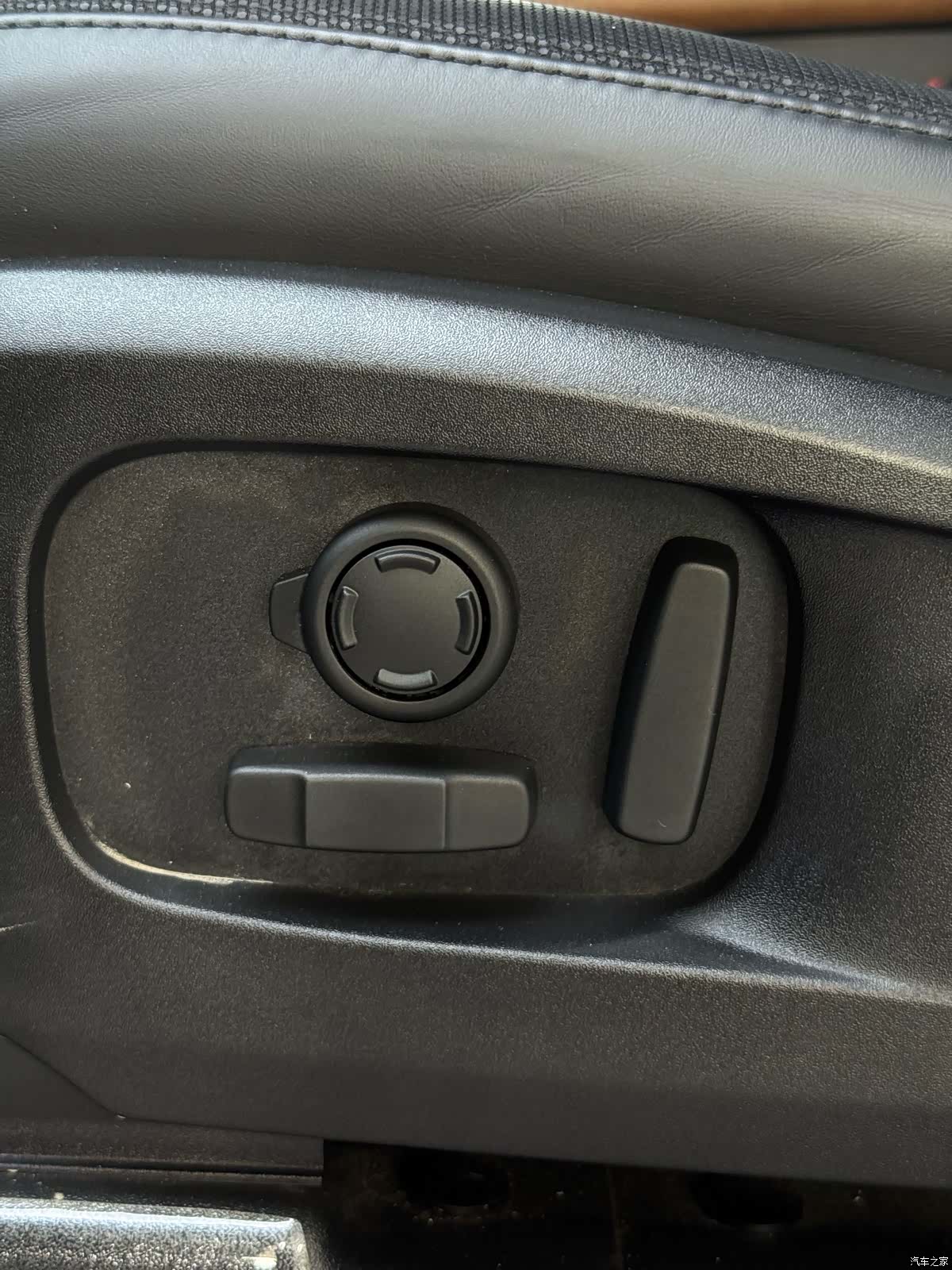 Land Rover Defender, 2022 12
