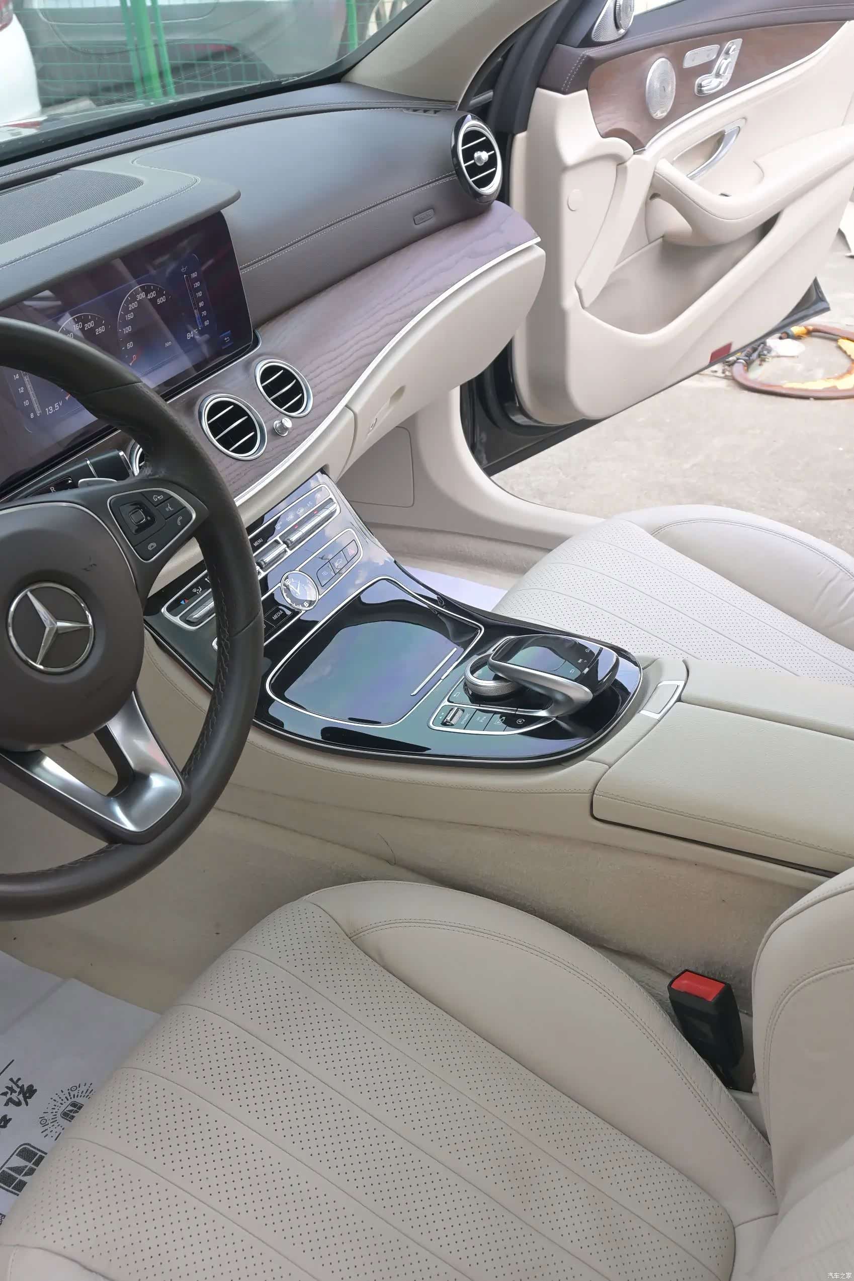 Mercedes-Benz E-Class, 2017 11