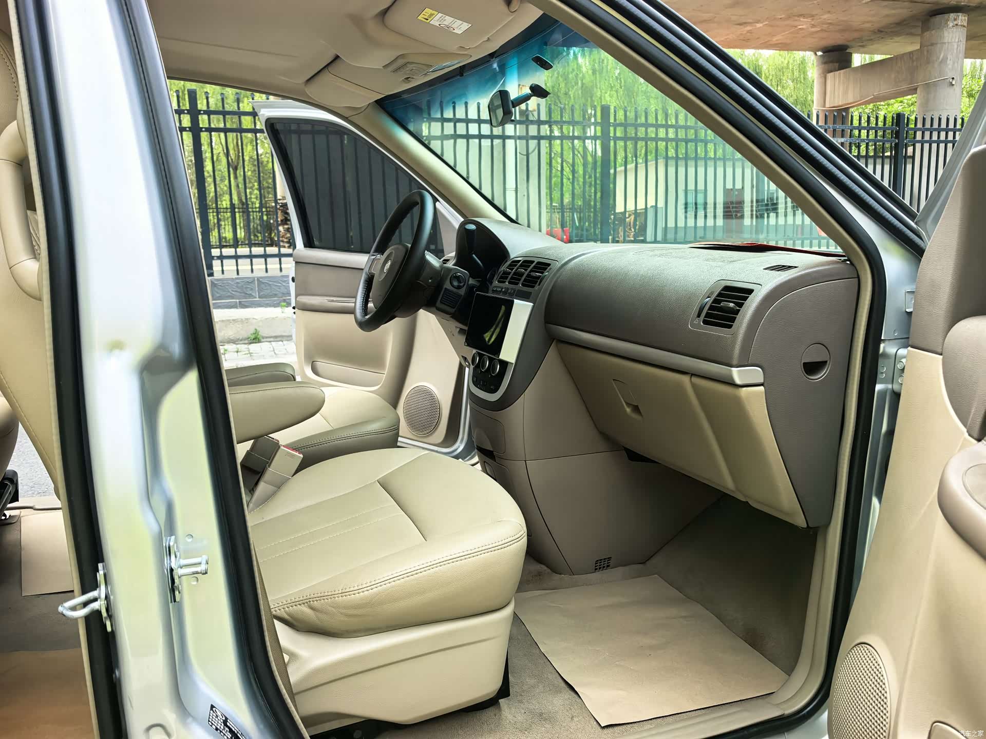 Buick GL8, 2017 11