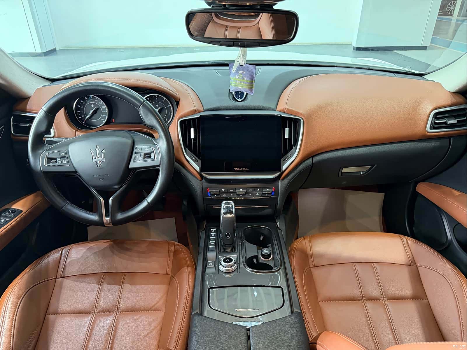Maserati Ghibli, 2021 7
