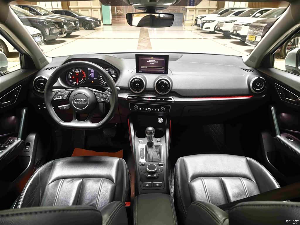 Audi Q2L, 2022 6