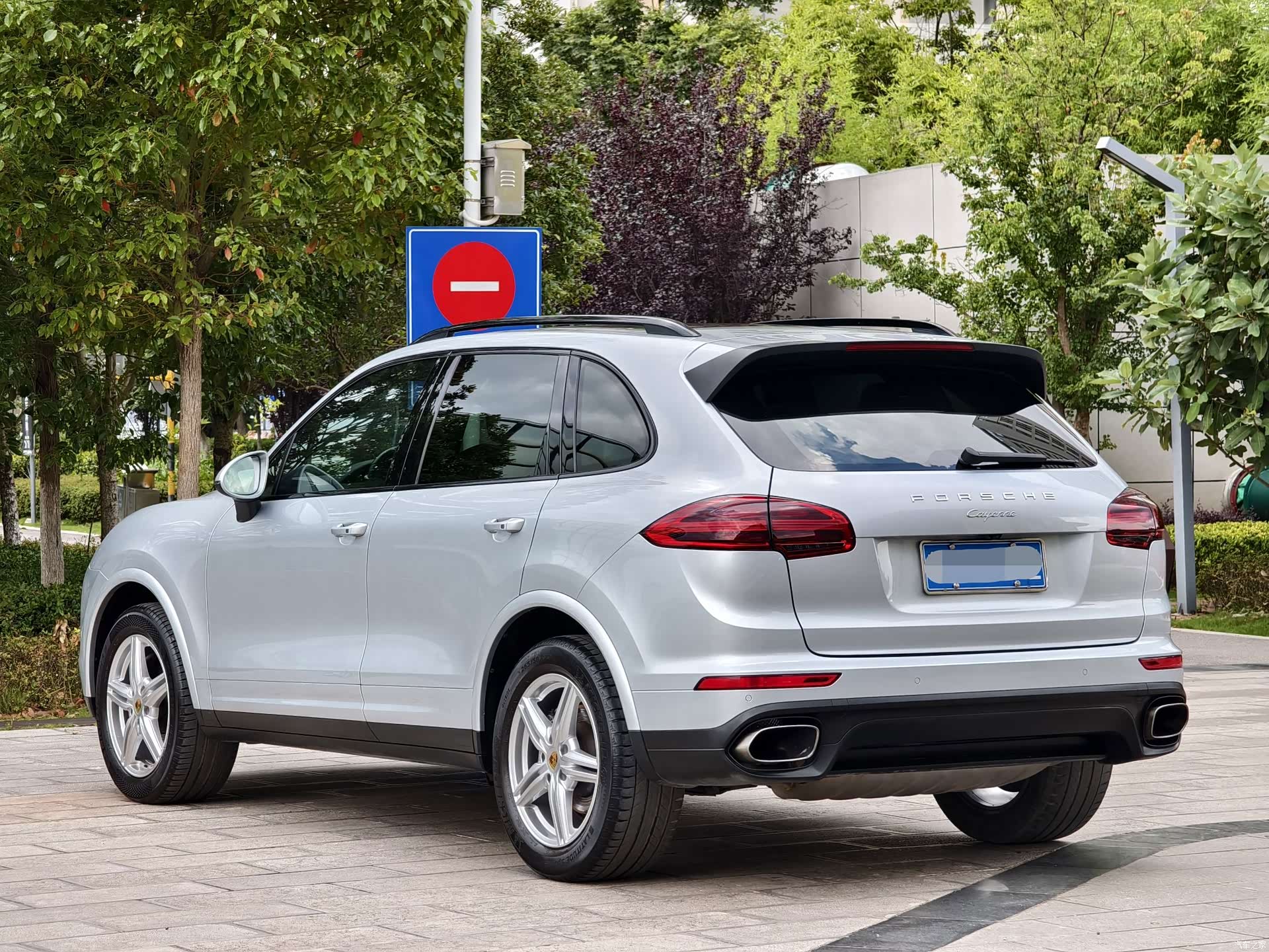 Porsche Cayenne, 2017 8
