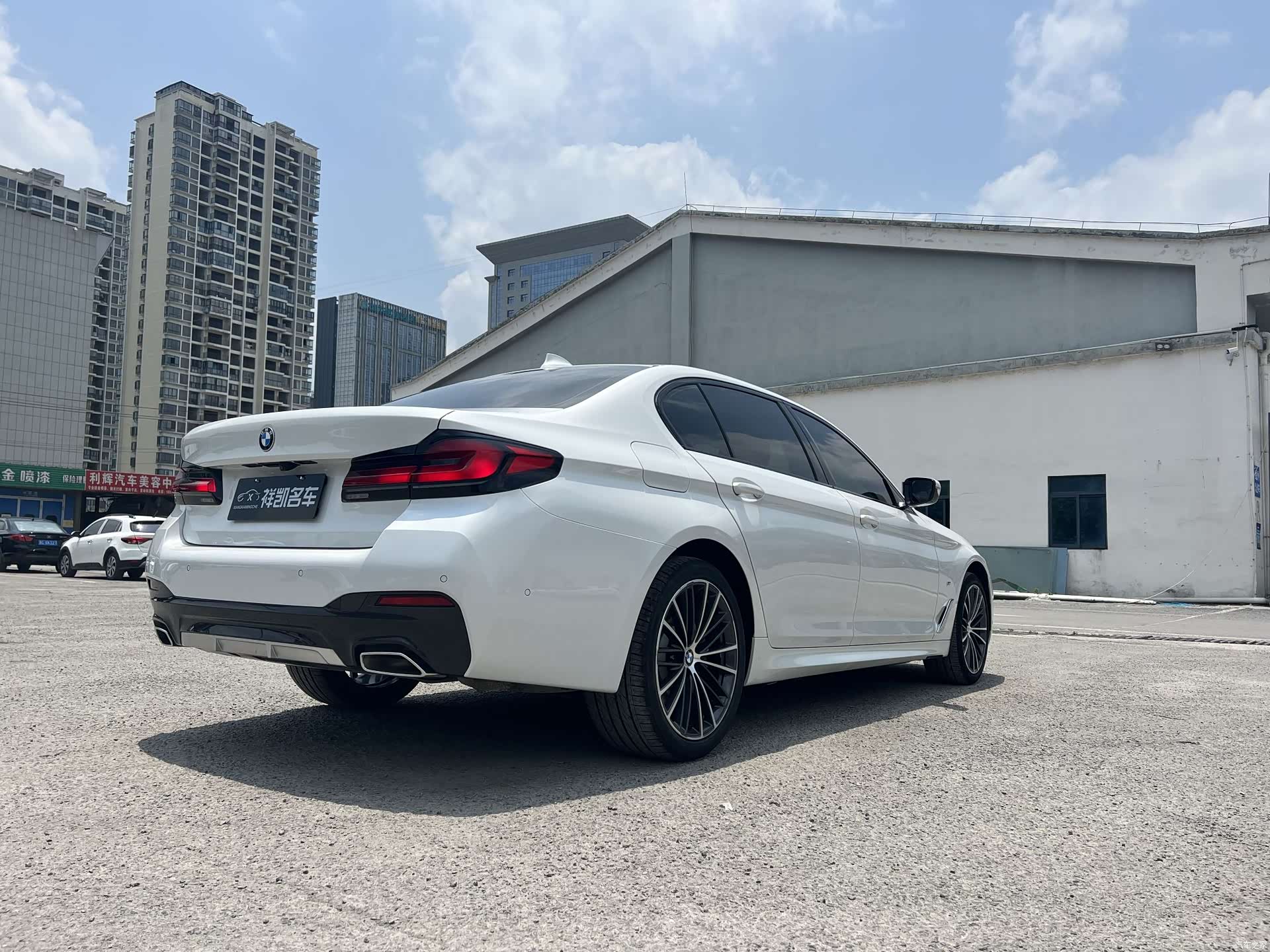 BMW 5 Series, 2021 11