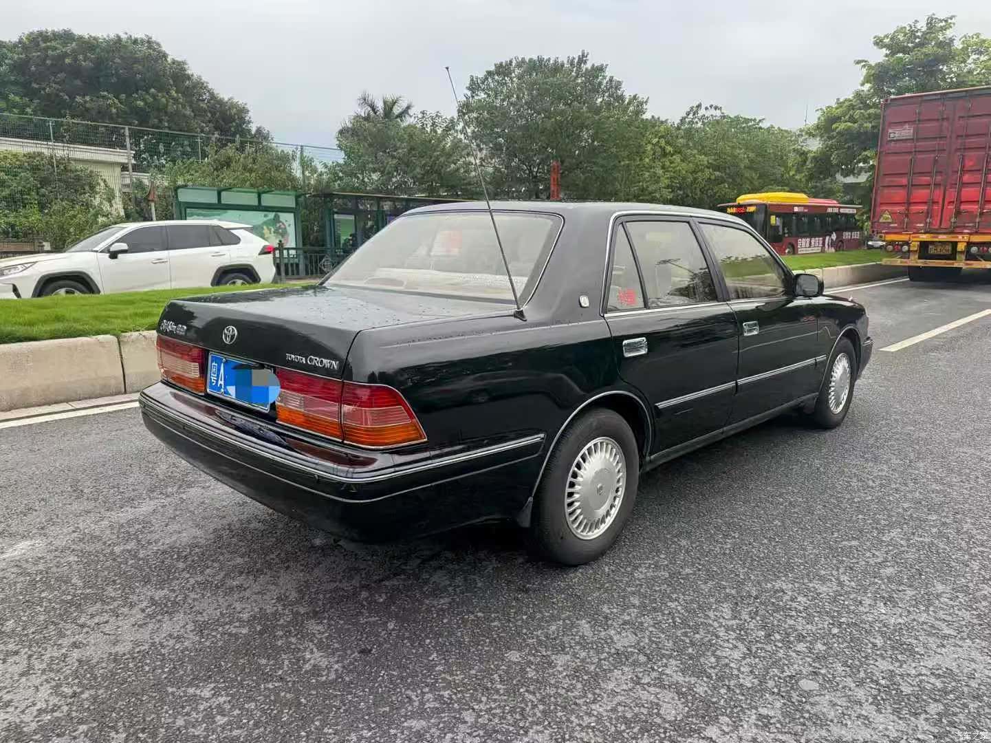 HuangGuan Crown, 1999 4