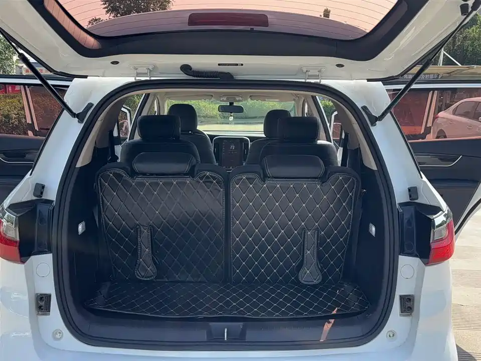 BYD Song MAX