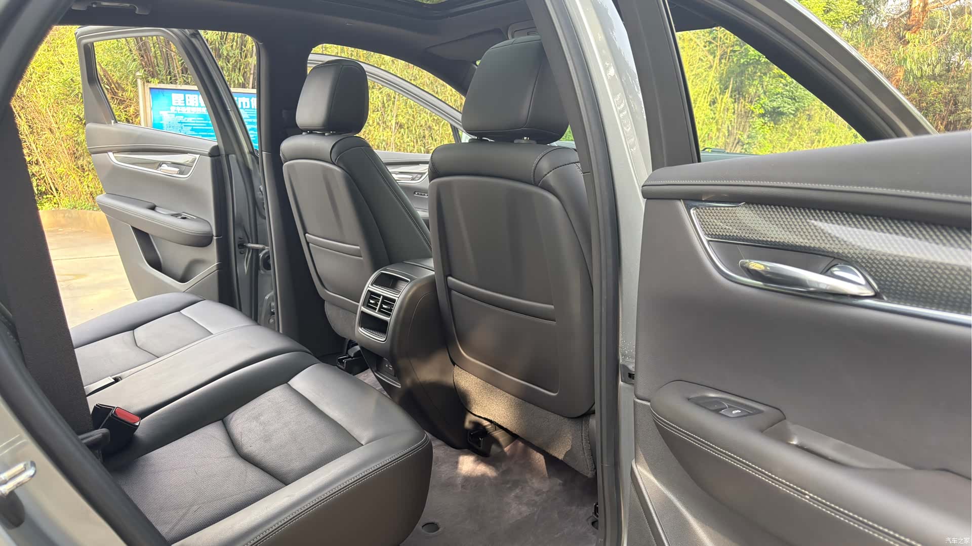 Cadillac XT5, 2023 14