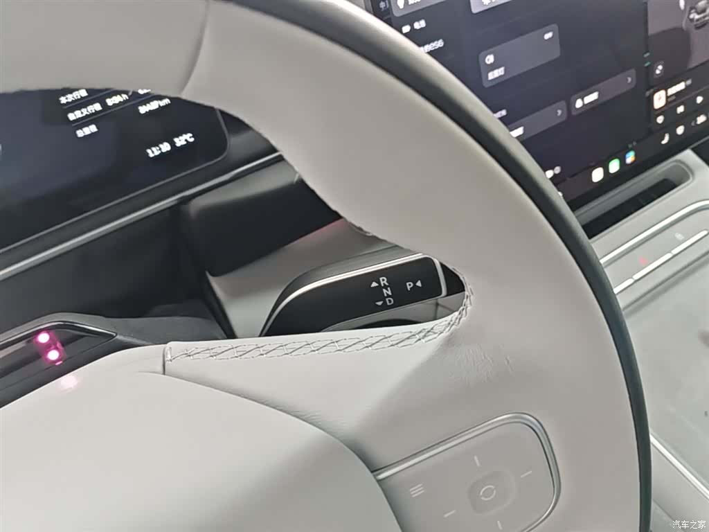 NIO ES6, 2025 14