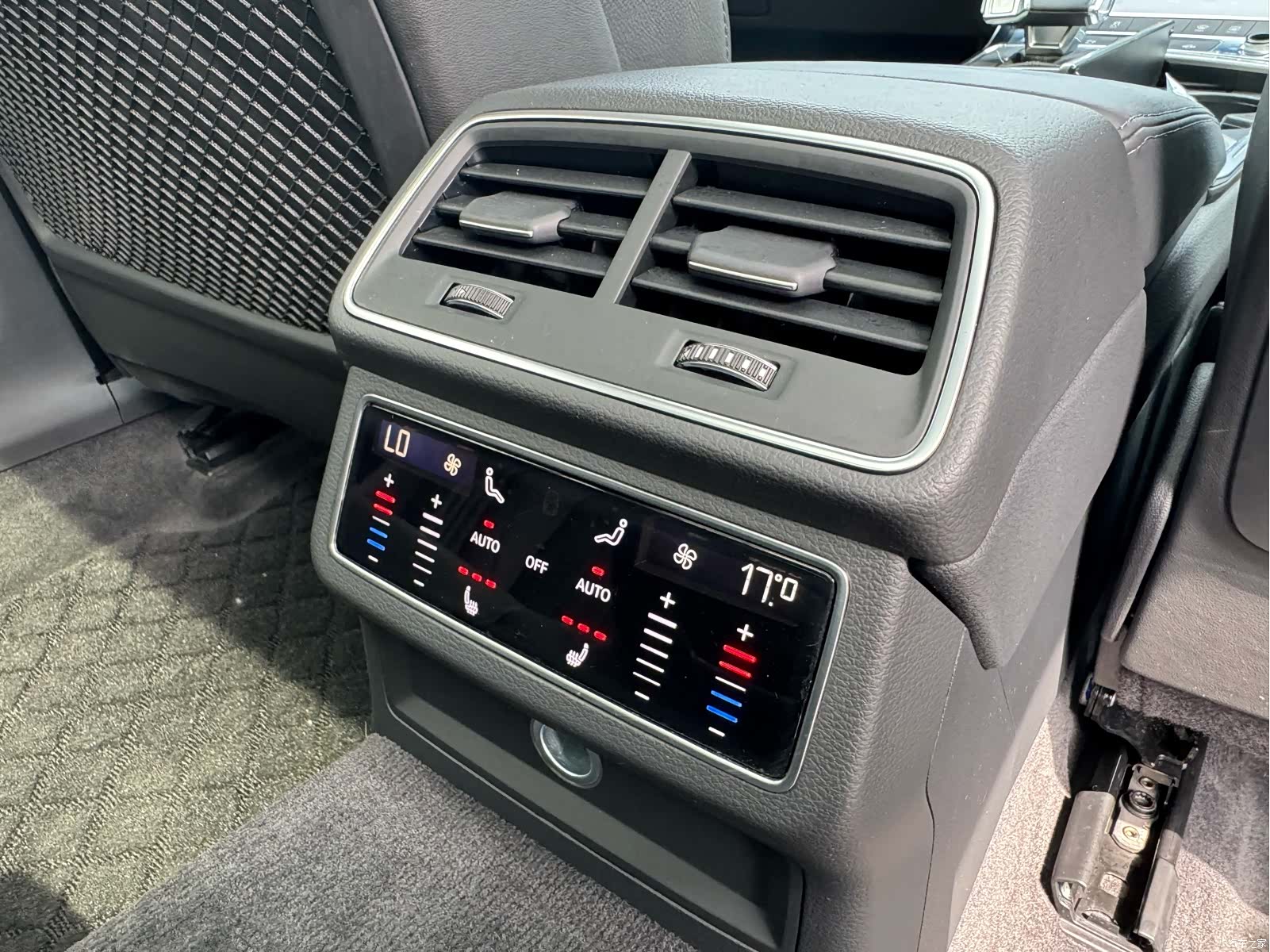 Audi A6L, 2022 13