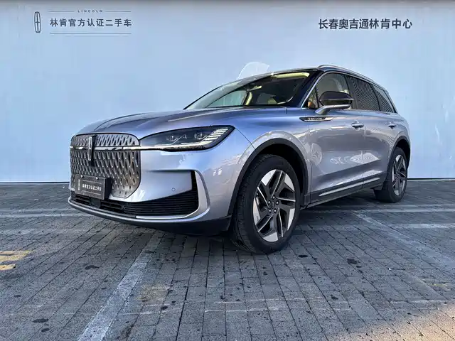 Lincoln Corsair 2026 — купить из Китая под заказ