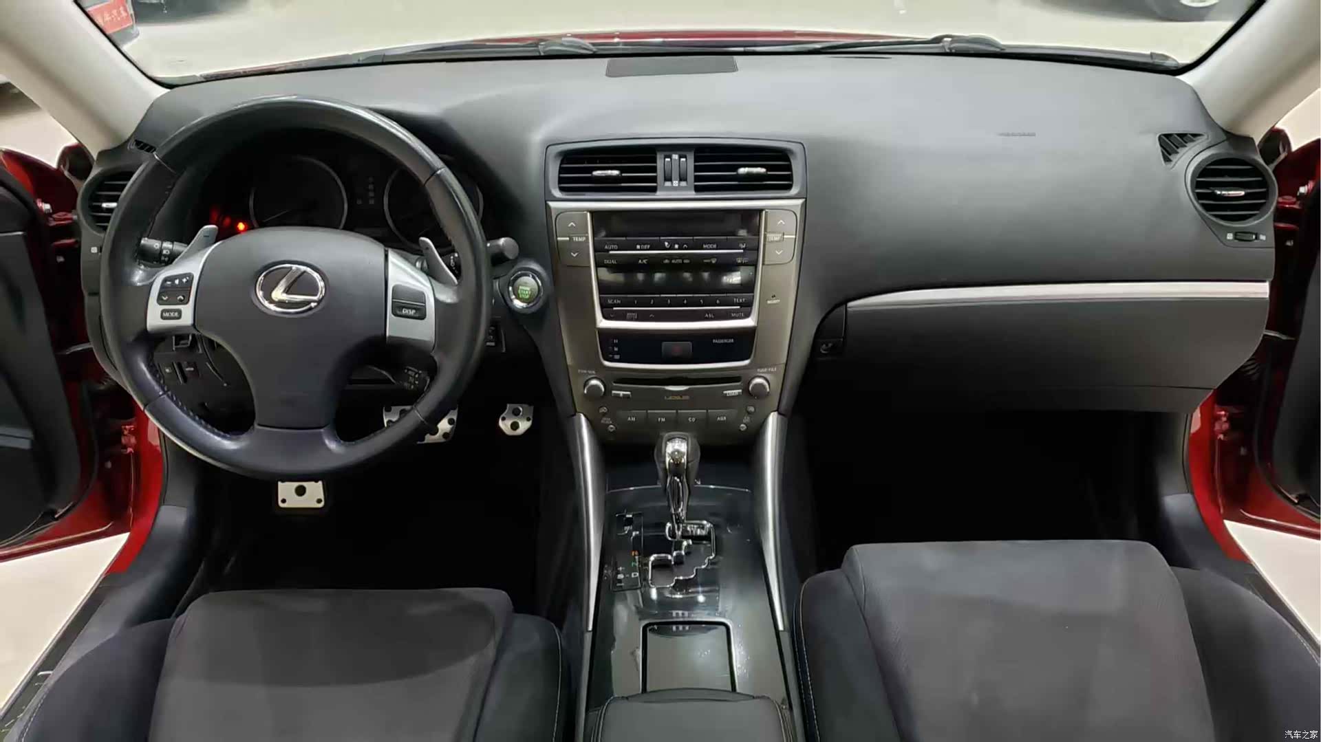 Lexus IS, 2011 15