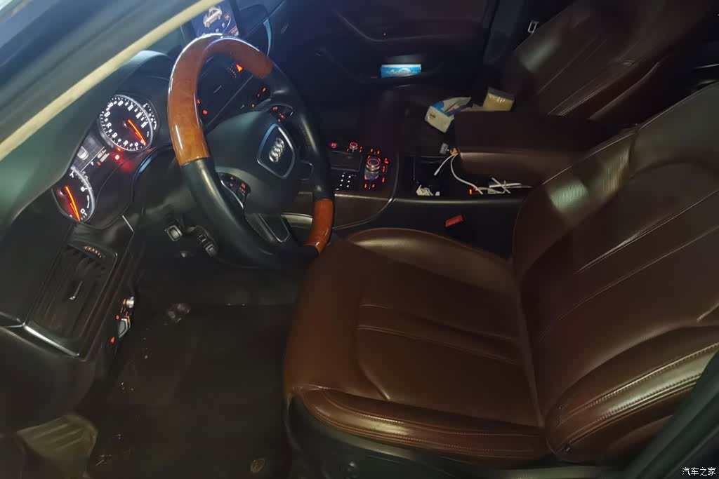 Audi A6L, 2015 9