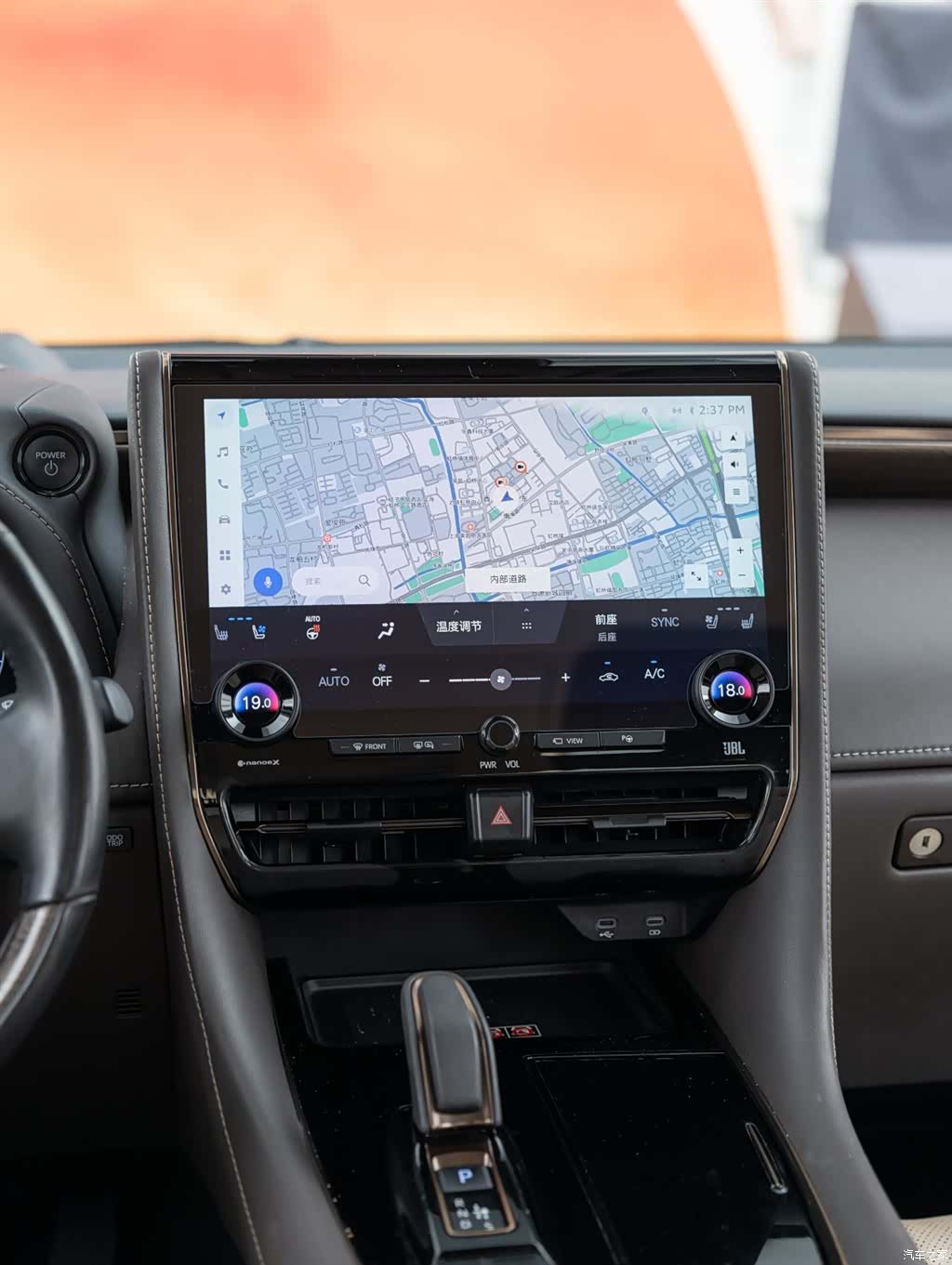 Toyota Alphard, 2024 14