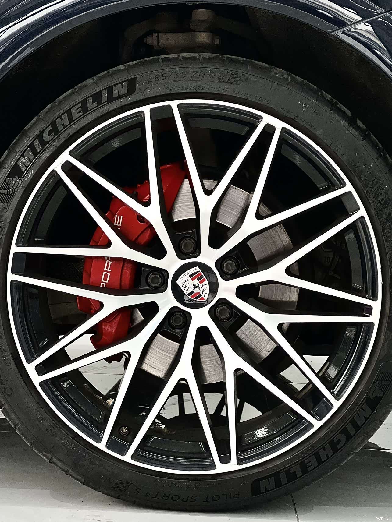 Porsche Cayenne, 2020 все фото