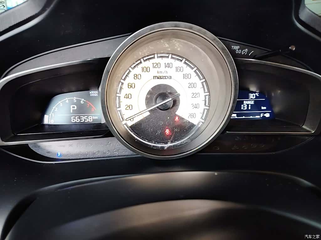 Mazda CX-4, 2018 12