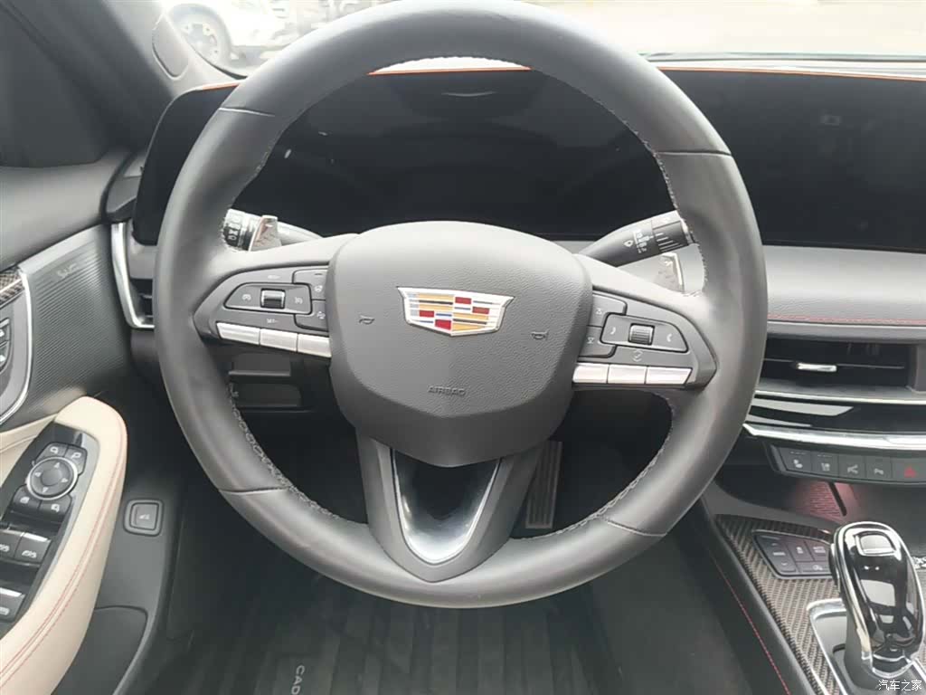Cadillac CT5, 2025 17
